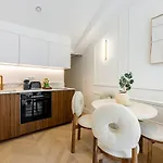 9#New Suite 4 People - Saint-Germain Notre-Dame